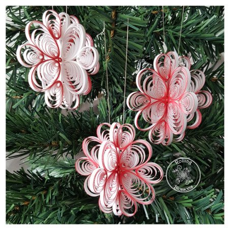 3D Quilled ornaments by Rolling Blossoms red