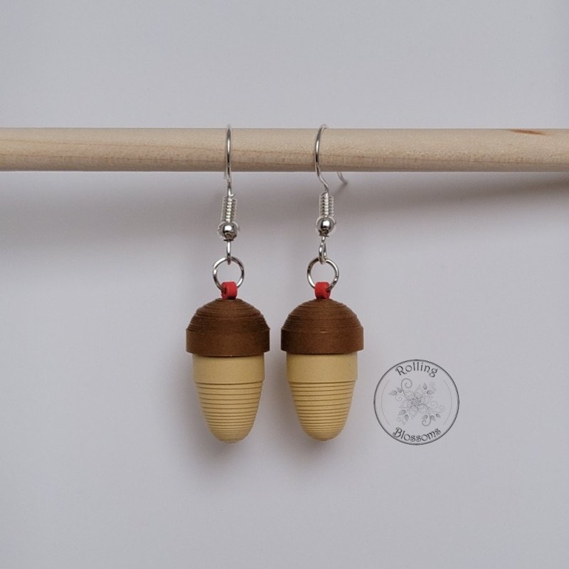 Quilled chocolate ice cream cone earrings by rolling blossoms Quilled chocolate ice cream cone earrings by rolling blossoms