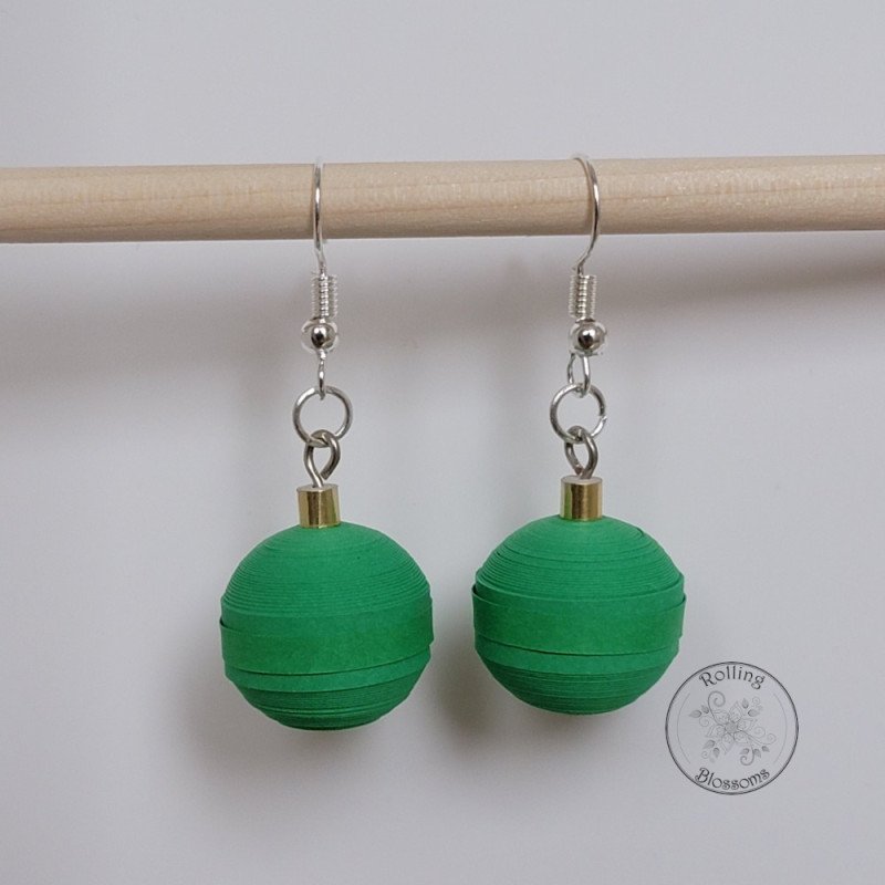 Quilled green Christmas Ornament Earrings by rolling blossoms Quilled green Christmas Ornament Earrings by rolling blossoms