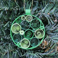 Green quilled round Christmas ornament by rolling blossoms