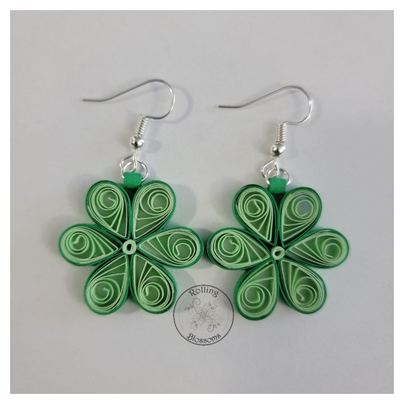 Quilled mint flower drop earrings by Rolling Blossoms Quilled mint flower drop earrings by Rolling Blossoms