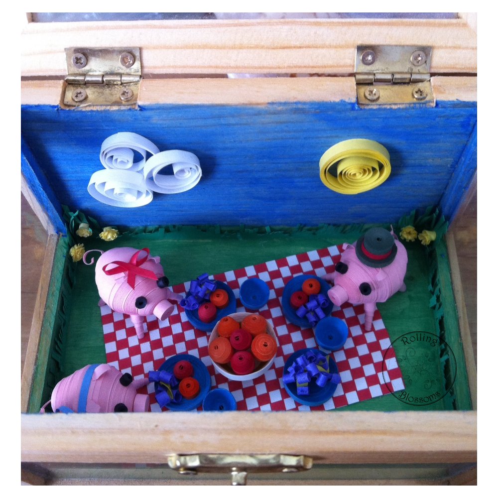 quilled miniatures pigs family picnic top